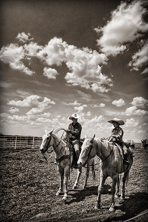 KEN_1325.frank and bryce.
